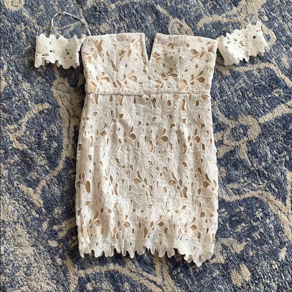 White lace dress
